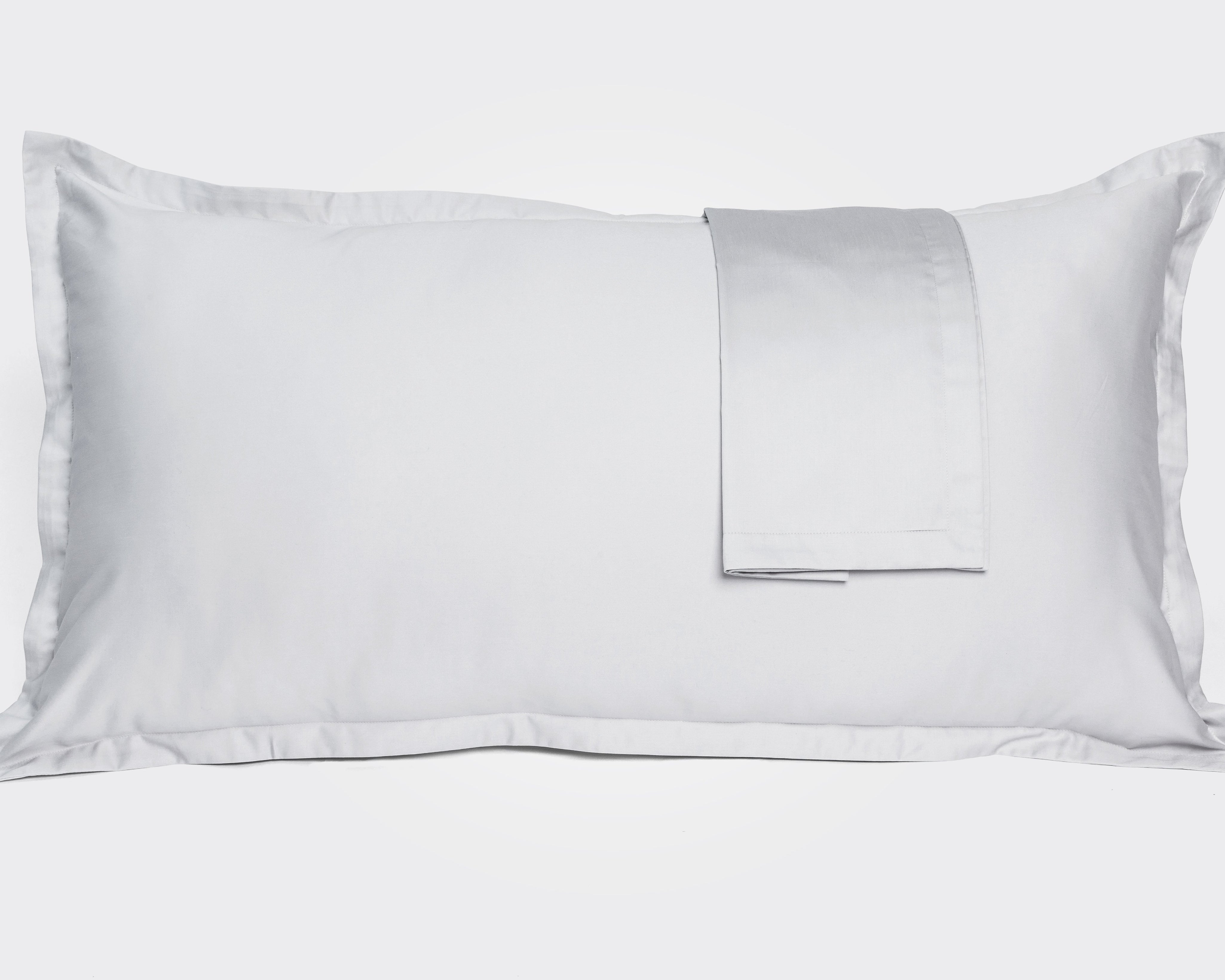 MOLECULE Pillow Shams